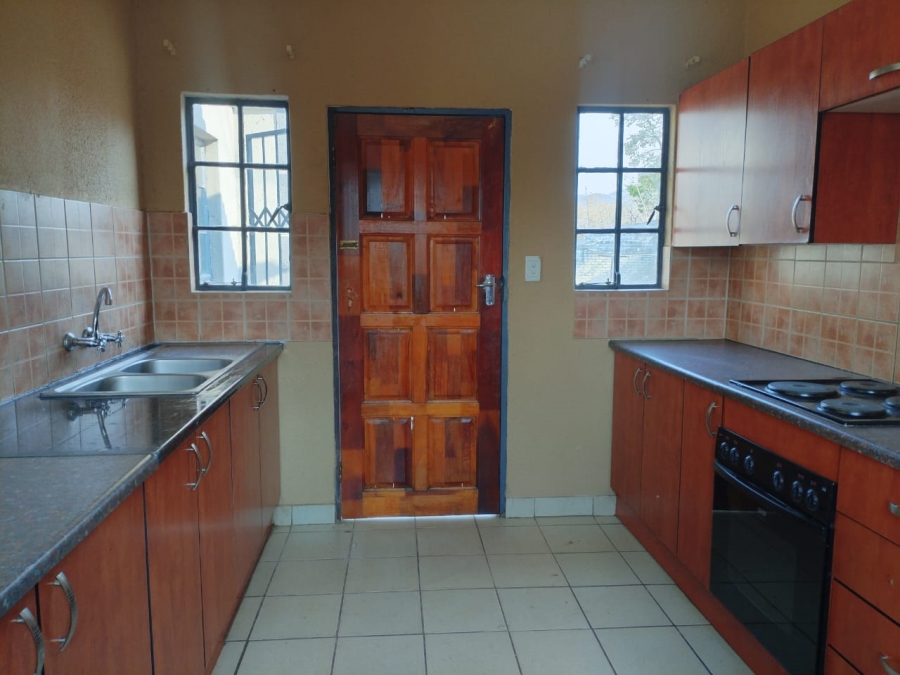 3 Bedroom Property for Sale in Geelhoutpark North West